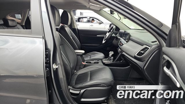 Kia Seltos Gasoline 1.6 Turbo 4WD Trendy 2023 — фото 15