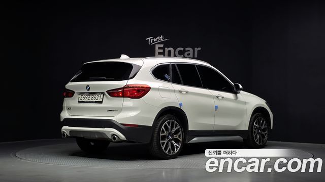 BMW X1 (F48) xDrive 20i xLine 2022 — фото 2