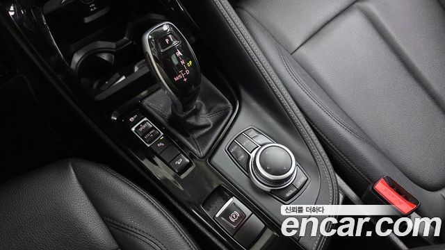 BMW X1 (F48) xDrive 20i xLine 2022 — фото 9