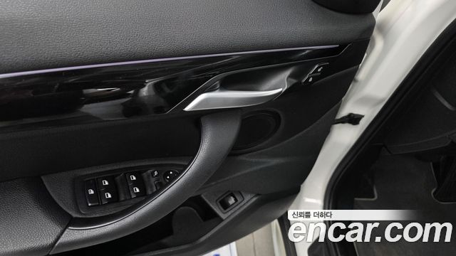 BMW X1 (F48) xDrive 20i xLine 2022 — фото 18