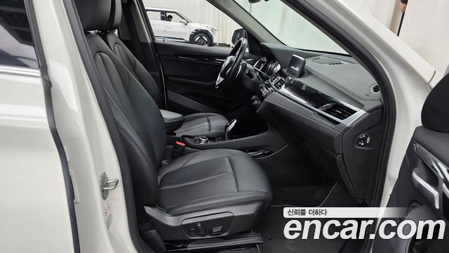 BMW X1 (F48) xDrive 20i xLine 2022 — фото 26