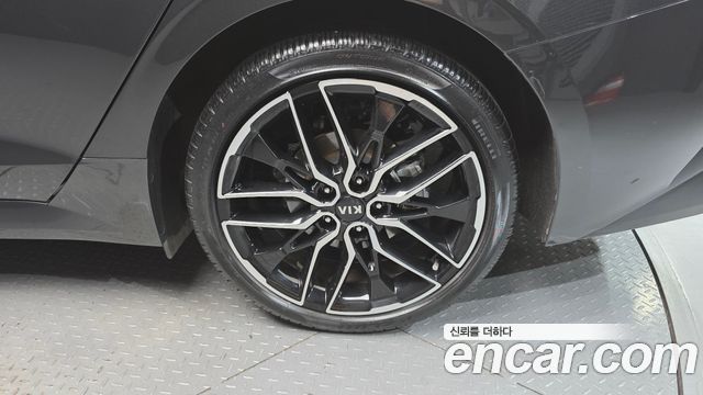 Kia K5 (III) 1.6 Turbo Noblesse 2021 — фото 21