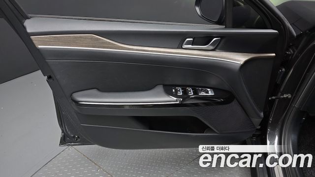 Kia K5 (III) 1.6 Turbo Noblesse 2021 — фото 24
