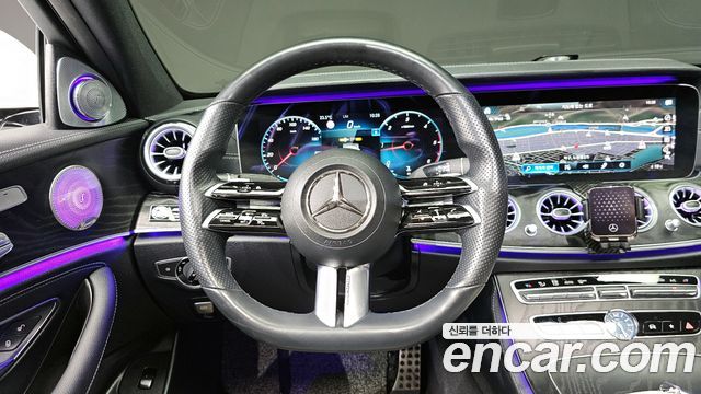Mercedes-Benz E-Class (W213) E220d 4MATIC AMG Line 2021 — фото 12