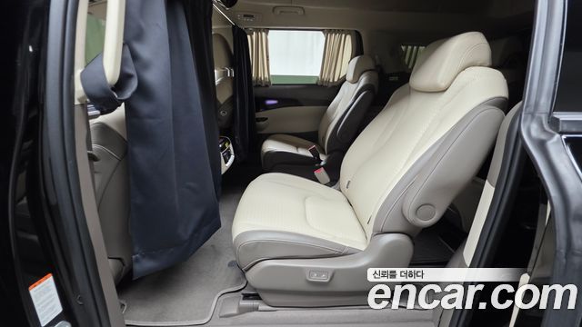 Kia Carnival (IV) Diesel 9-Seater Hi-Limousine Signature 2023 — фото 12