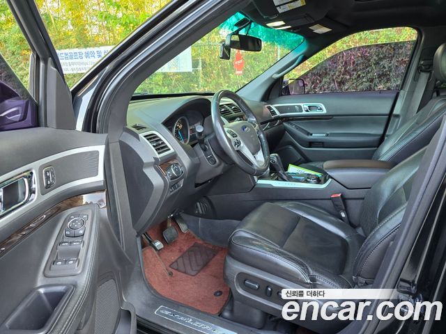 Ford Explorer 3.5 Limited 4WD 5th 2013 — фото 10