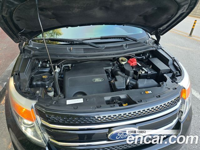 Ford Explorer 3.5 Limited 4WD 5th 2013 — фото 19