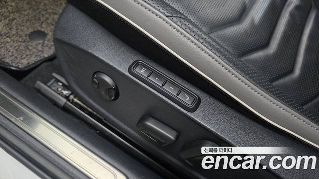 Volkswagen Arteon 2.0 TDI Prestige 2022 — фото 16