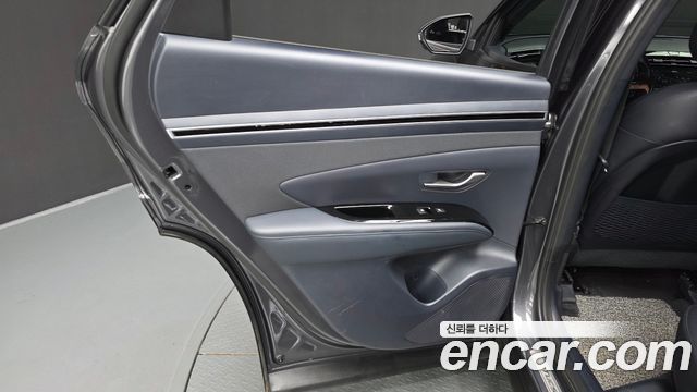 Hyundai Tucson (NX4) Gasoline 1.6 Turbo 2WD Inspiration 2022 — фото 31