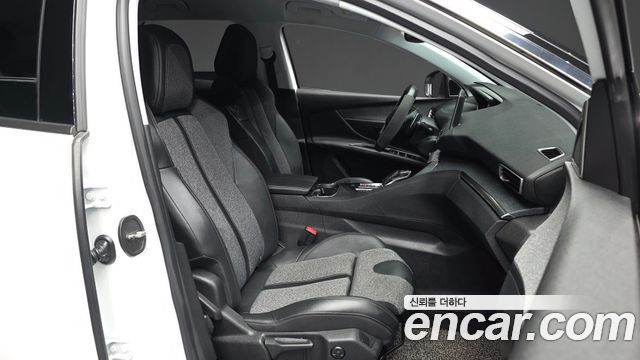 Peugeot 3008 (II) 1.5 BlueHDi Allure 2019 — фото 15