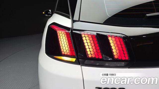 Peugeot 3008 (II) 1.5 BlueHDi Allure 2019 — фото 29