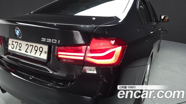 BMW 3 Series (F30) 330i M Sport Shadow 2018 — фото 23