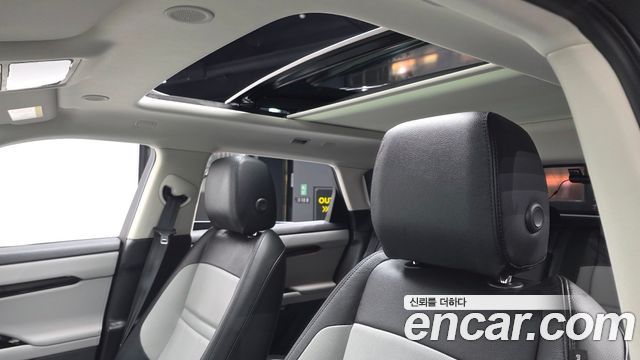 Land Rover Range Rover Evoque (II) P250 Dynamic SE 2025 — фото 18