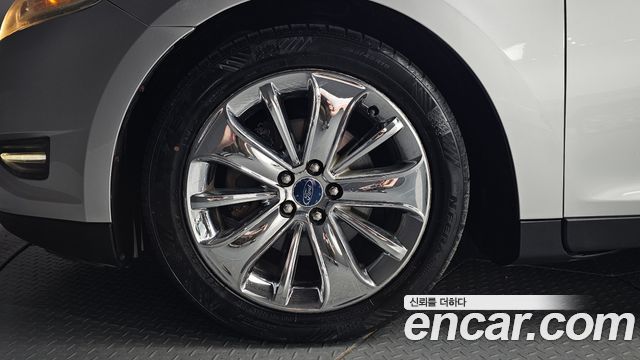 Ford Taurus 3.5 Limited 6th 2012 — фото 5