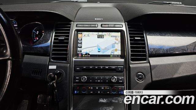 Ford Taurus 3.5 Limited 6th 2012 — фото 15
