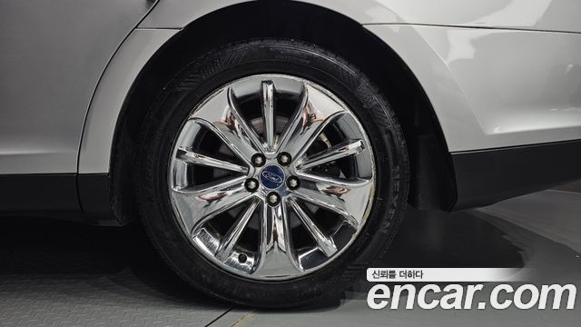 Ford Taurus 3.5 Limited 6th 2012 — фото 21