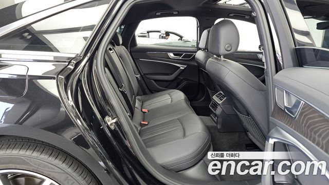 Audi A6 (C8) 45 TFSI Premium 2021 — фото 12