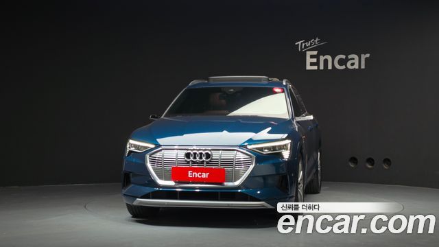 Audi e-tron 55 Quattro 2020 — фото 3