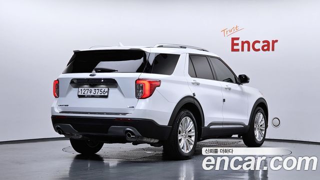 Ford Explorer (VI) 2.3 LimIted 4WD 2020 — фото 2