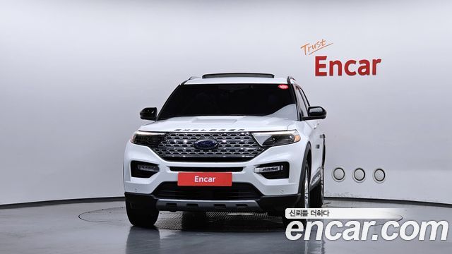 Ford Explorer (VI) 2.3 LimIted 4WD 2020 — фото 3