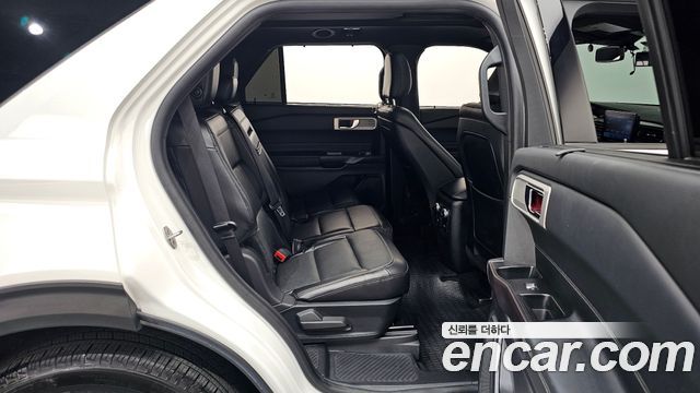 Ford Explorer (VI) 2.3 LimIted 4WD 2020 — фото 15