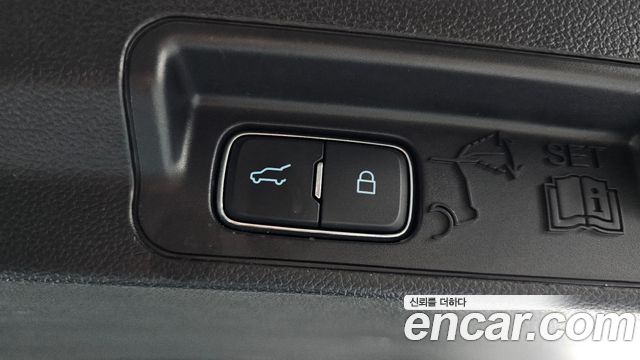 Ford Explorer (VI) 2.3 LimIted 4WD 2020 — фото 20