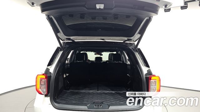 Ford Explorer (VI) 2.3 LimIted 4WD 2020 — фото 21