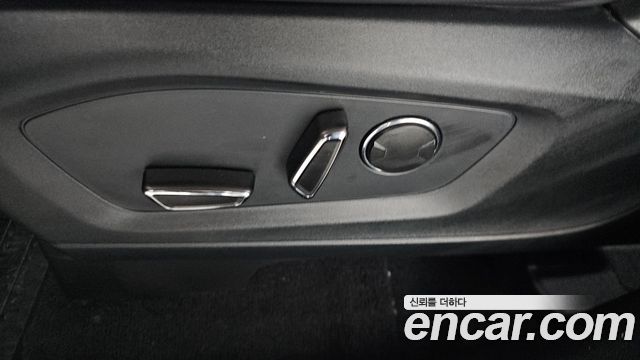Ford Explorer (VI) 2.3 LimIted 4WD 2020 — фото 40