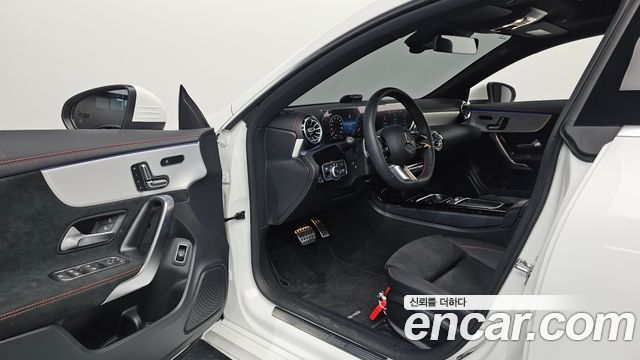 Mercedes-Benz CLA-Class (C118) CLA250 4MATIC 2025 — фото 10