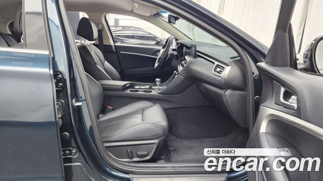 Genesis G70 Gasoline 2.5T 4WD 2024 — фото 11