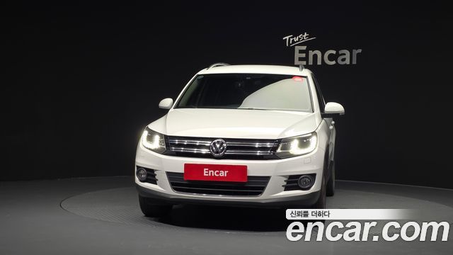 Volkswagen Tiguan 2.0 TDI Comfort 5N 2016 — фото 3