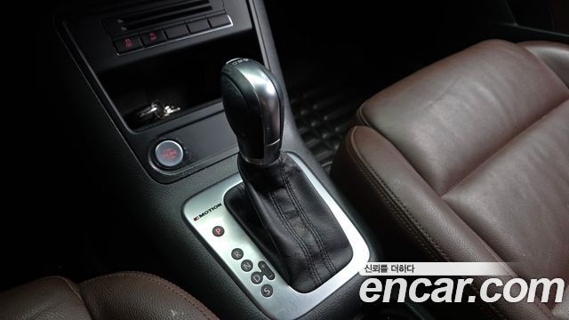 Volkswagen Tiguan 2.0 TDI Comfort 5N 2016 — фото 9