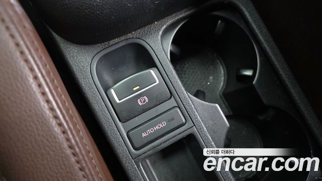Volkswagen Tiguan 2.0 TDI Comfort 5N 2016 — фото 17