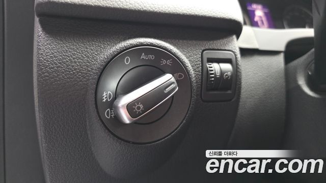 Volkswagen Tiguan 2.0 TDI Comfort 5N 2016 — фото 18