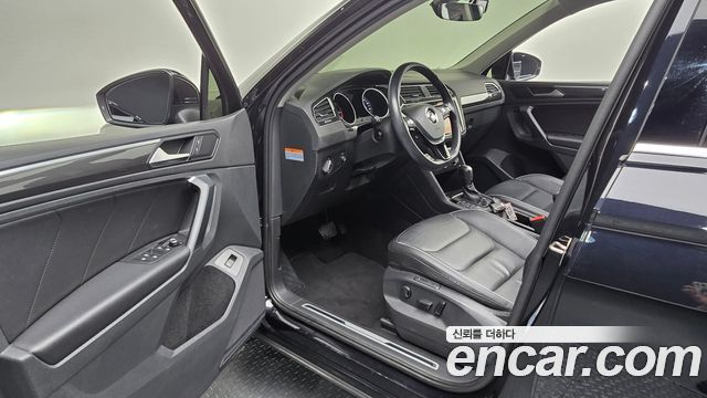 Volkswagen Tiguan (II) 2.0 TDI Prestige 2020 — фото 10