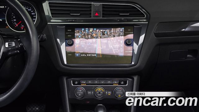 Volkswagen Tiguan (II) 2.0 TDI Prestige 2020 — фото 18