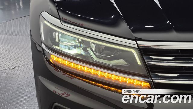Volkswagen Tiguan (II) 2.0 TDI Prestige 2020 — фото 22