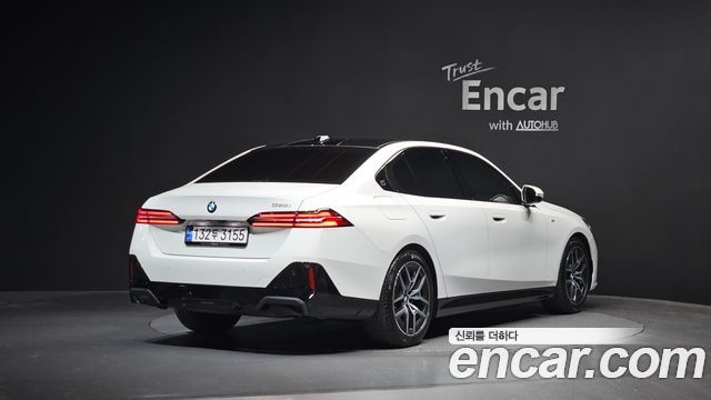 BMW 5 Series (G60) 520i M Sport 2024 — фото 2