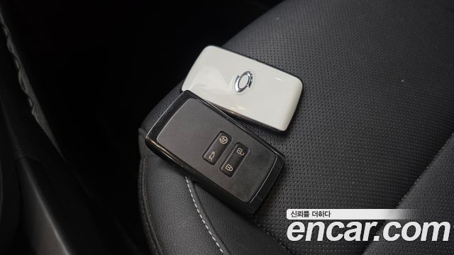 Renault Korea XM3 1.3 TCe RE Signature 2022 — фото 28