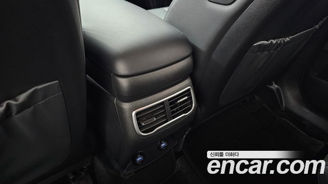 Hyundai Santa Fe Diesel 2.2 2WD Prestige 2022 — фото 19