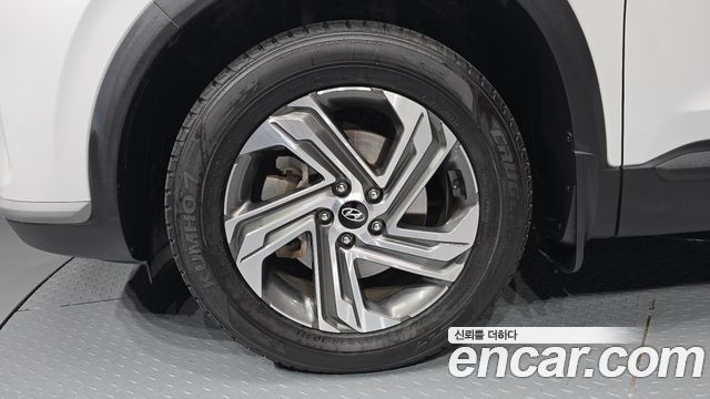 Hyundai Santa Fe Diesel 2.2 2WD Prestige 2021 — фото 5