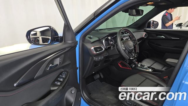 Chevrolet Trailblazer 1.3 Turbo 4WD RS 2023 — фото 10