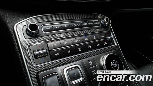 Hyundai Santa Fe Diesel 2.2 2WD Prestige 2022 — фото 17