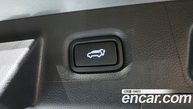Hyundai Santa Fe Diesel 2.2 2WD Prestige 2022 — фото 31