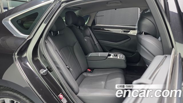 Genesis G80 3.3 GDI Premium Luxury 2018 — фото 11