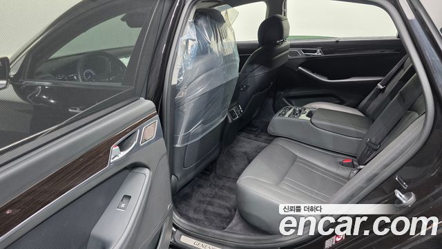 Genesis G80 3.3 GDI Premium Luxury 2018 — фото 12