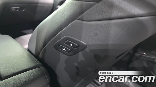 Genesis G80 3.3 GDI Premium Luxury 2018 — фото 30
