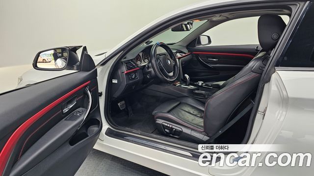 BMW 4 Series (F32) 420d xDrive Sport Coupe 2015 — фото 10