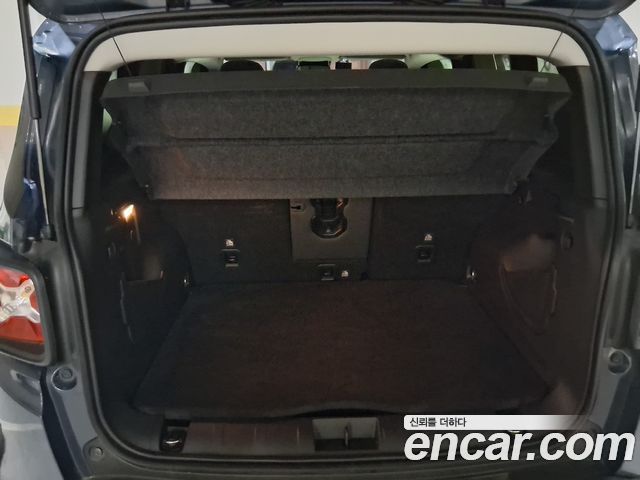 Jeep Renegade 1.3 Limited 2022 — фото 16