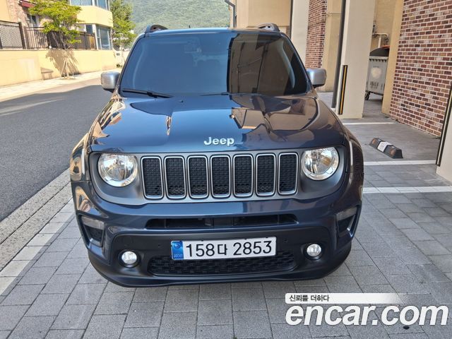 Jeep Renegade 1.3 Limited 2022 — фото 24